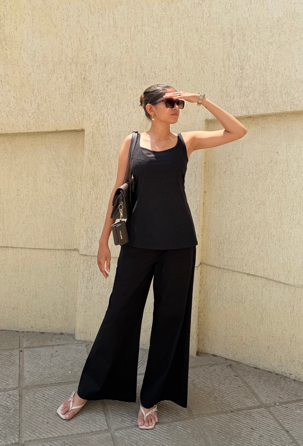 Sunday in St Tropez (Black)